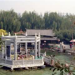 龙脉温泉