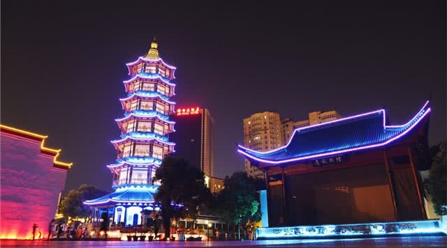 绳金塔