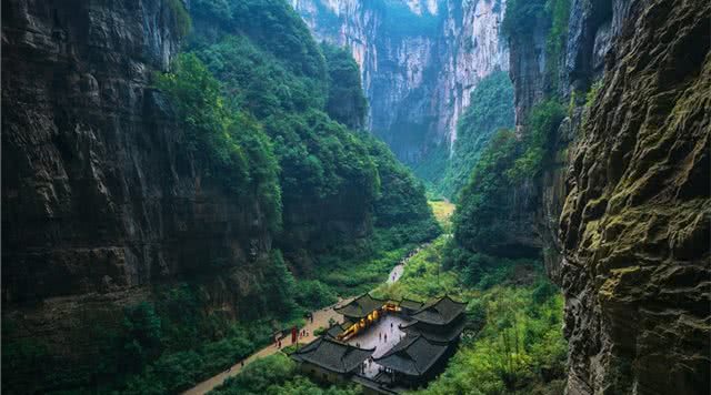 武隆天生三桥风景区