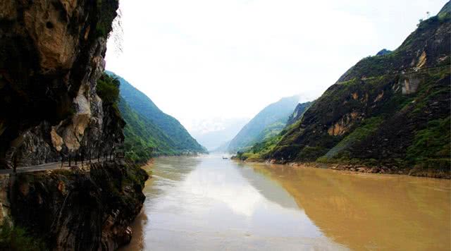 香格里拉虎跳峡